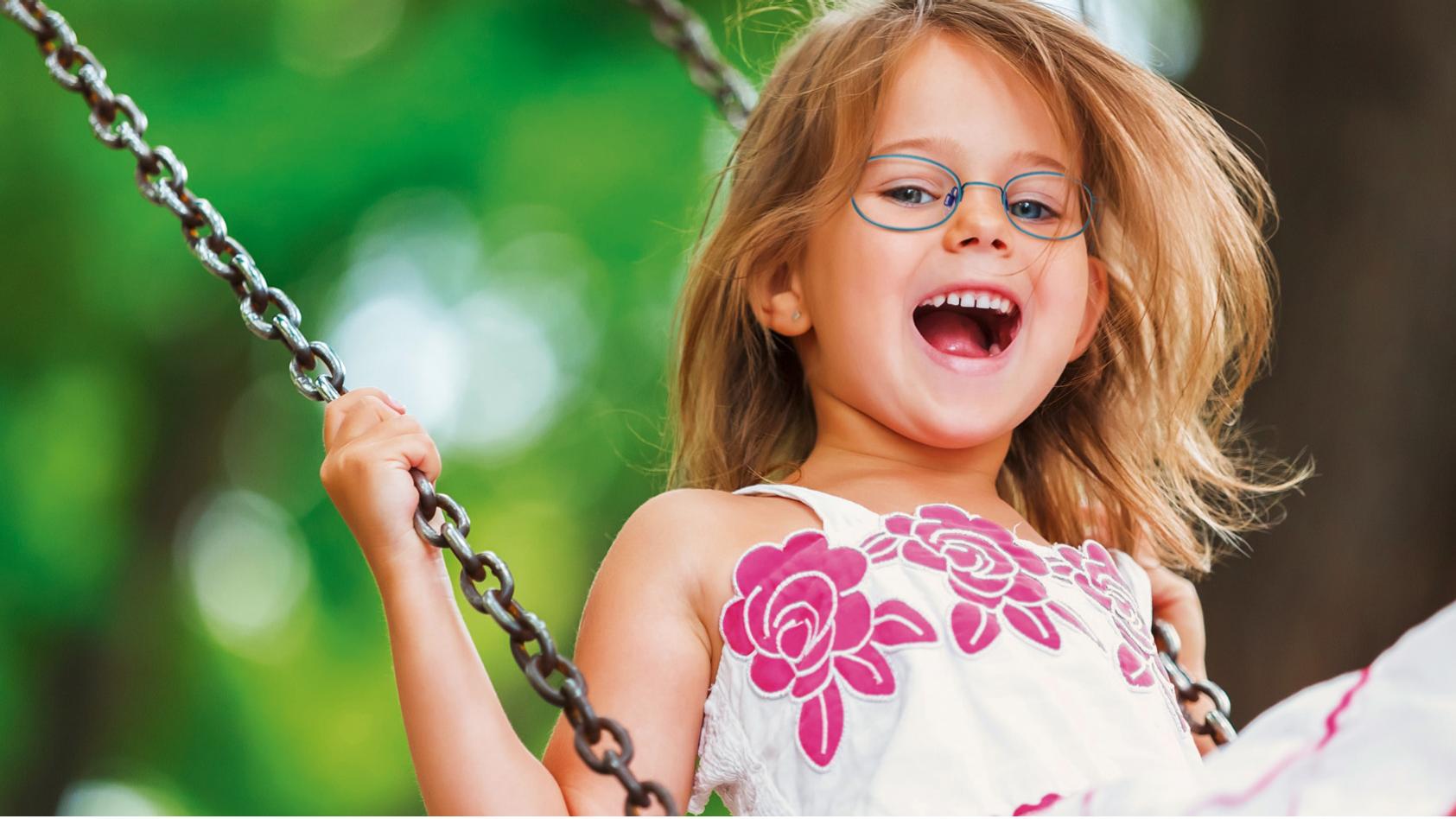 Why Australian parents should care about protecting their children's eyes this summer