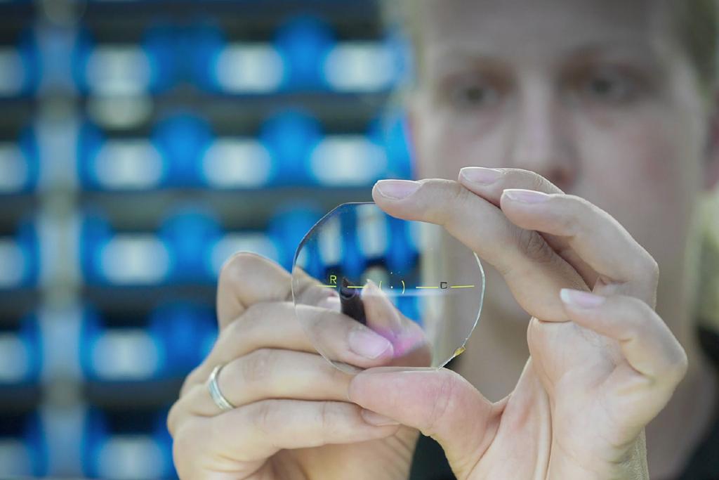 Lens quality for eyeglasses on sale