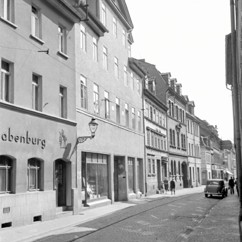 A black and white image of the first ZEISS workshop in Jena. 